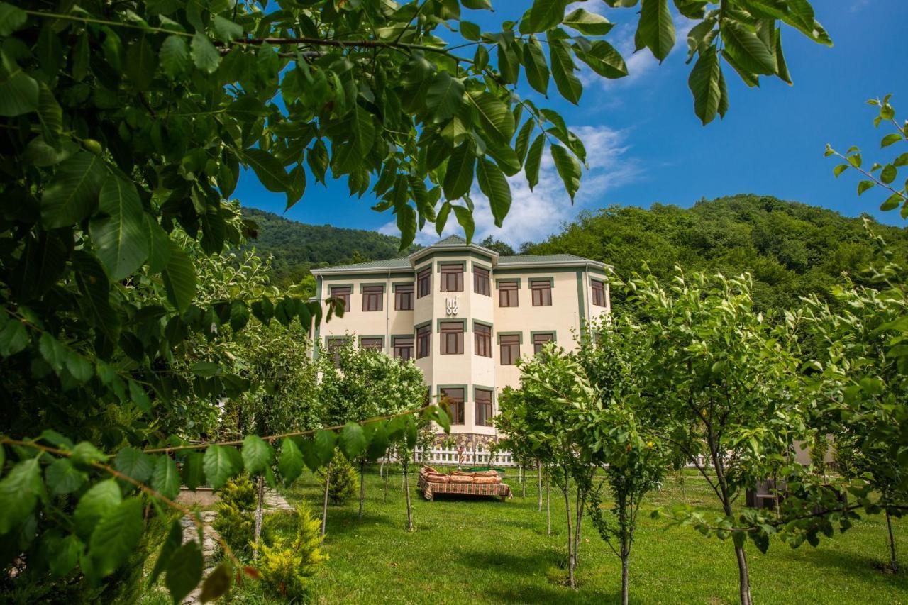 White Boutique Hotel Gabala Ngoại thất bức ảnh